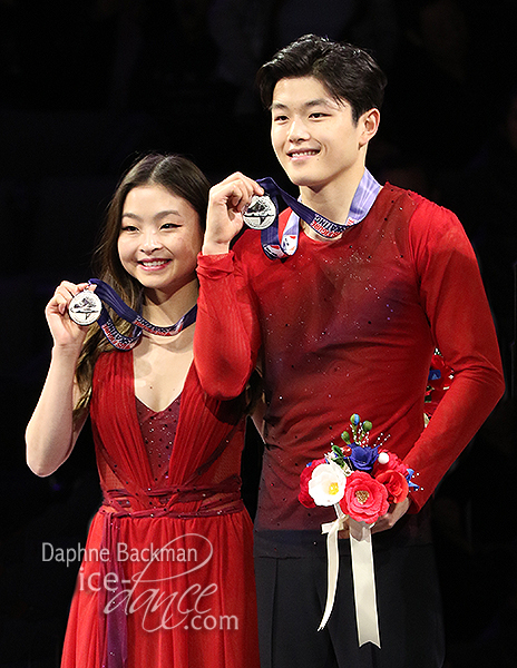 Maia Shibutani & Alex Shibutani (silver)