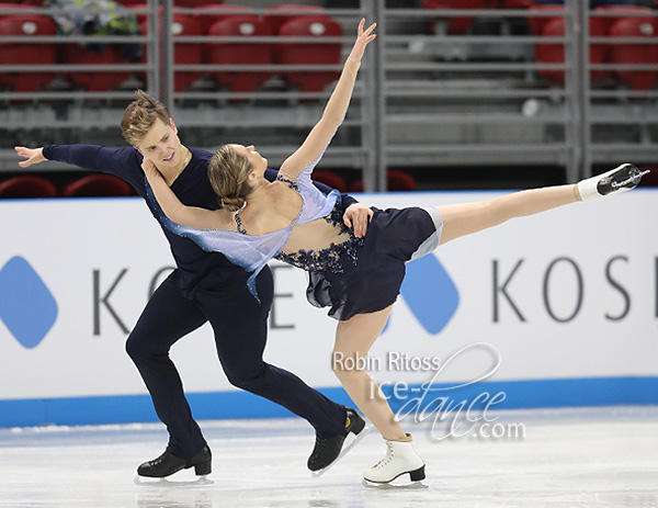 Christina Carreira & Anthony Ponomarenko (USA) 