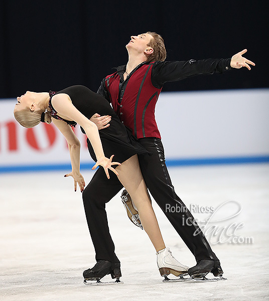Anastasia Skoptcova & Kirill Aleshin (RUS) 