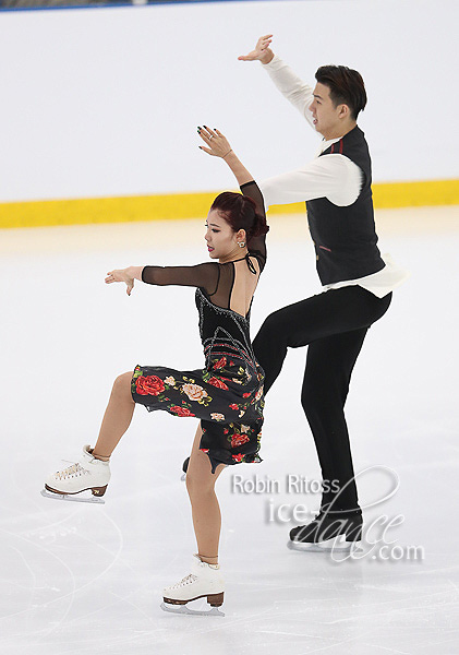 Shiyue Wang & Xinyu Liu (CHN)