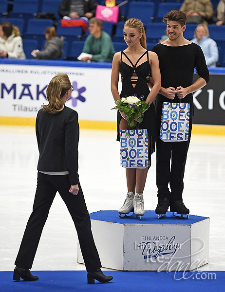 Alexandra Stepanova & Ivan Bukin (RUS), gold
