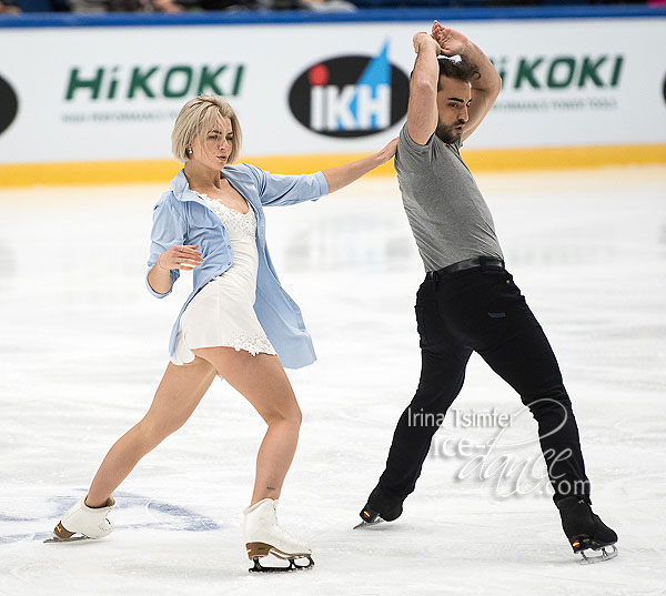 Olivia Smart & Adrian Diaz (ESP)