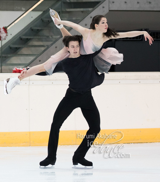 Lorraine McNamara & Quinn Carpenter (USA)