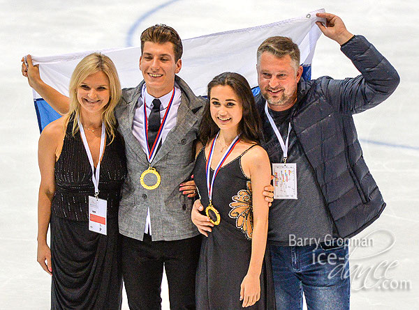 Elizaveta Khudaiberdieva & Nikita Nazarov (RUS) with their coaches