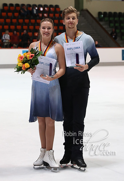 Bronze medalists Christina Carreira & Anthony Ponomarenko (USA)