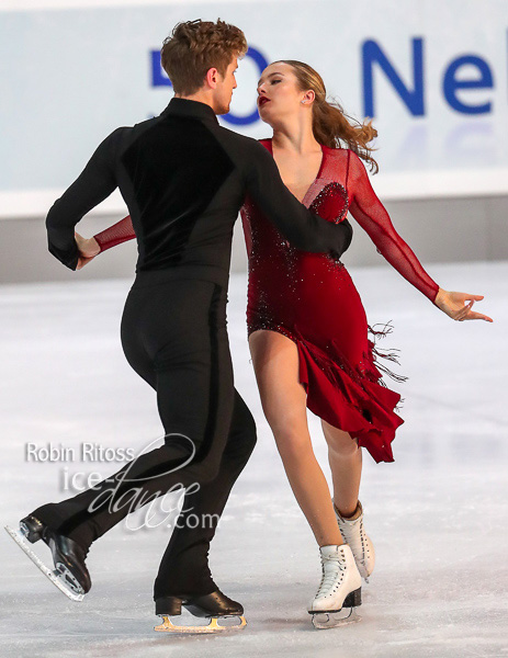 Christina Carreira & Anthony Ponomarenko (USA)
