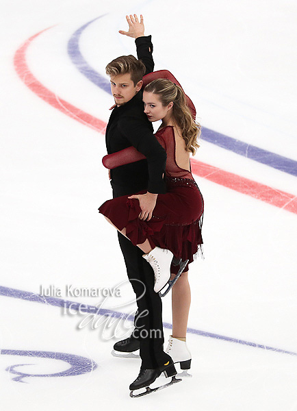 Christina Carreira & Anthony Ponomarenko (USA)