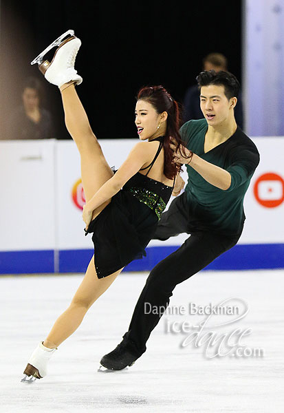Shiyue Wang & Xinyu Liu (CHN)