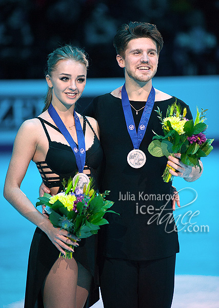 Silver - Alexandra Stepanova & Ivan Bukin (RUS)