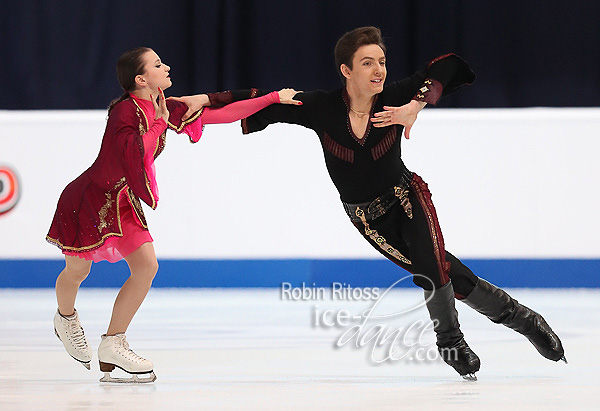 Viktoriia Azroian & Aleksandr Siroshtan (ARM)