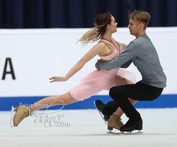 Viktoria Semenjuk & Artur Gruzdev (EST)