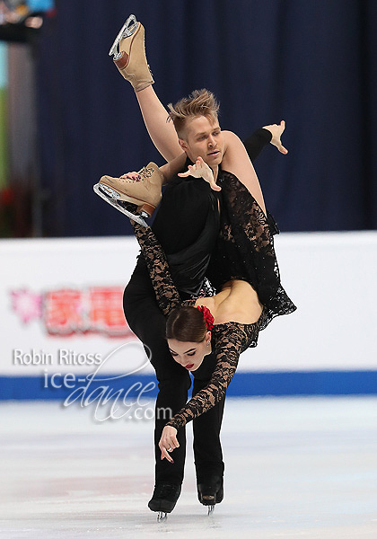 Viktoria Semenjuk & Artur Gruzdev (EST)