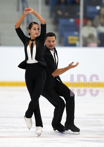 Lilah Fear & Lewis Gibson (GBR)