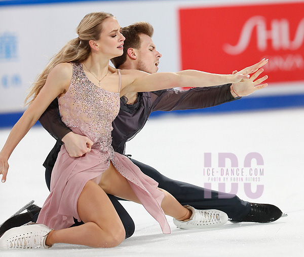 Victoria Sinitsina & Nikita Katsalapov (RUS)