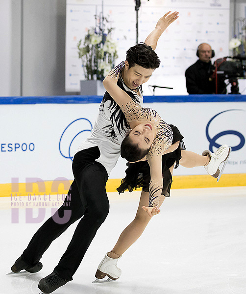 Shiyue Wang & Xinyu Liu (CHN)