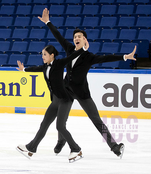 Shiyue Wang & Xinyu Liu (CHN)