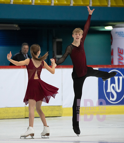 Anastasiia Sammel & Mykyta Pogorielov (UKR)