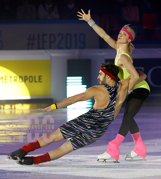 Olivia Smart & Adrian Diaz (ESP)