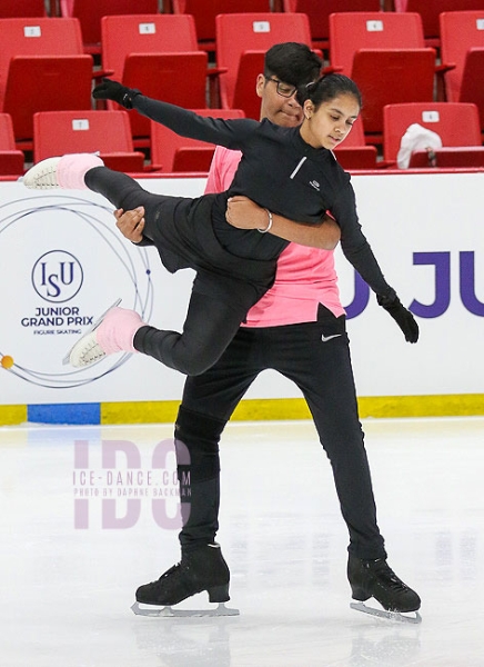 Harshita Rawtani & Vansh Bhatia (IND)