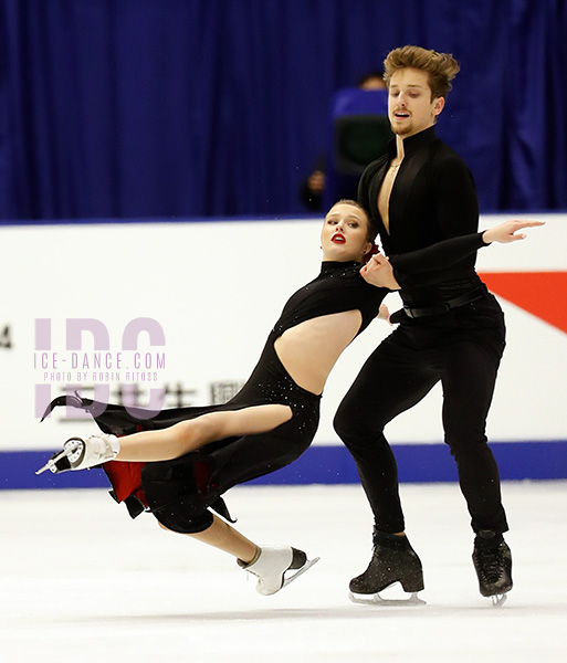 Christina Carreira & Anthony Ponomarenko (USA)