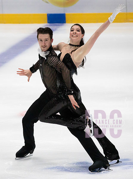 Lorraine McNamara & Quinn Carpenter (USA)