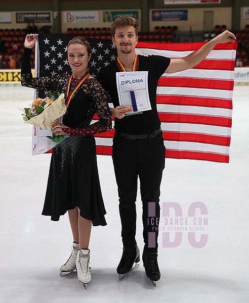 Christina Carreira & Anthony Ponomarenko (USA)