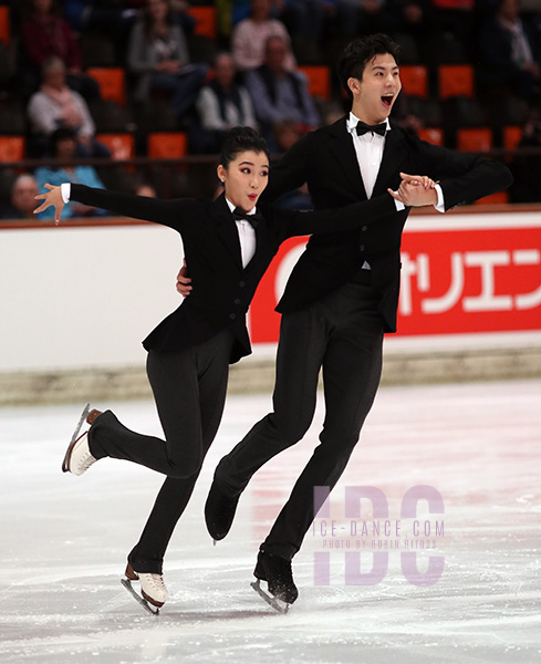 Shiyue Wang & Xinyu Liu (CHN)