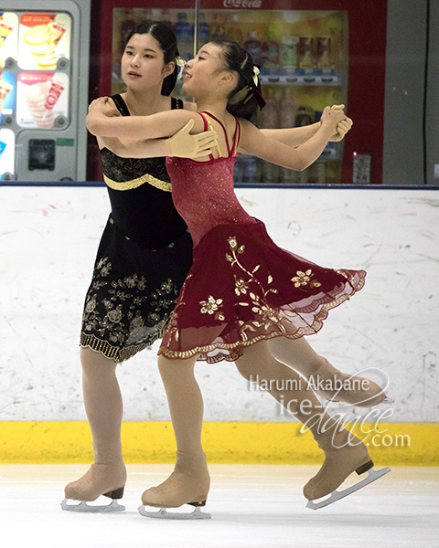Aina Muramatsu & Akane Igawa