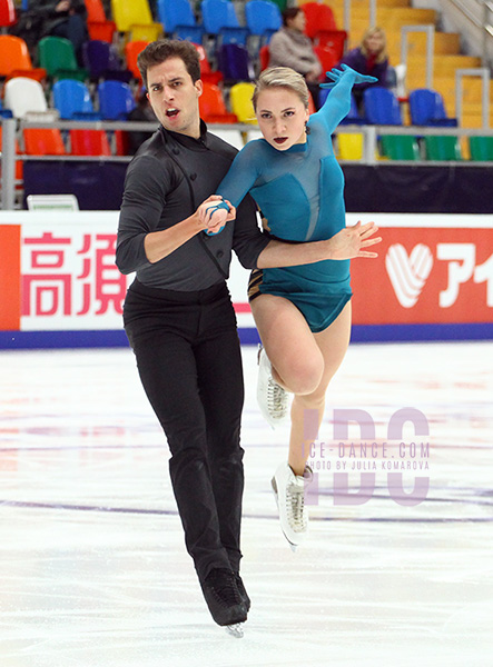 Adelina Galyavieva & Louis Thauron (FRA)