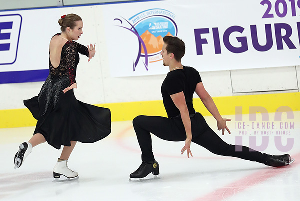 Christina Carreira & Anthony Ponomarenko (USA)