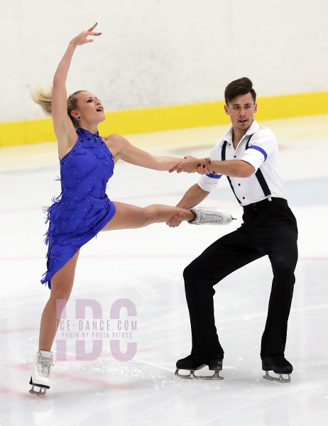Molly Lanaghan & Dmitre Razgulajevs (CAN)