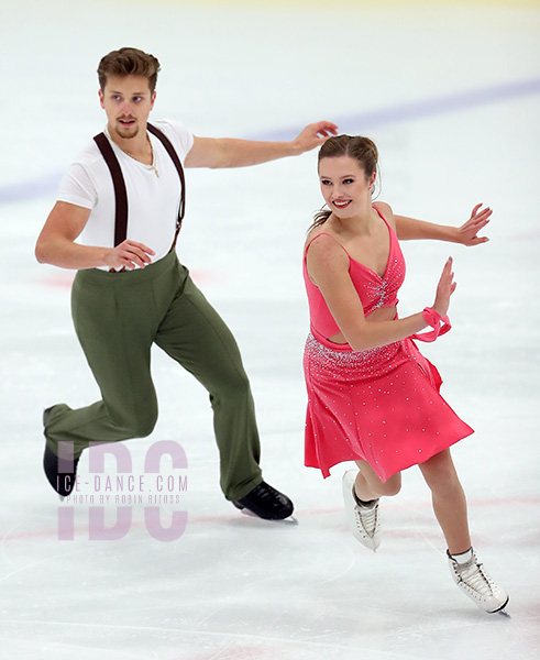 Christina Carreira & Anthony Ponomarenko (USA)