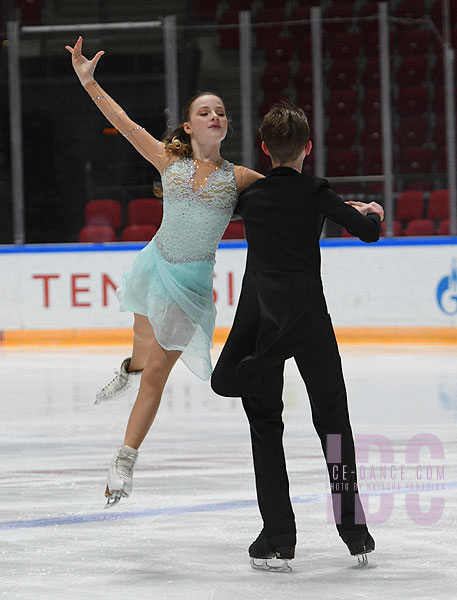 Anna Kolomenskaya & Matvey Samokhin