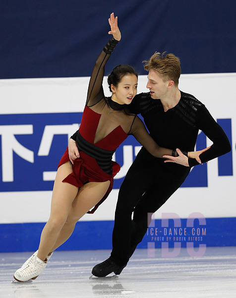 Yura Min & Daniel Eaton (KOR)