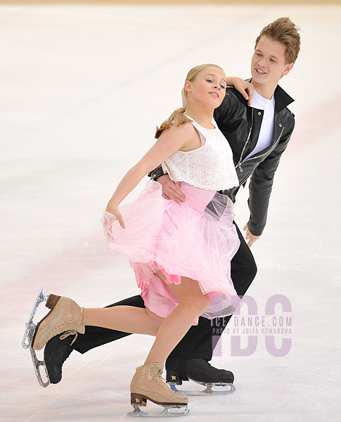 Angelina Zimina & Alexandr Gnedin 