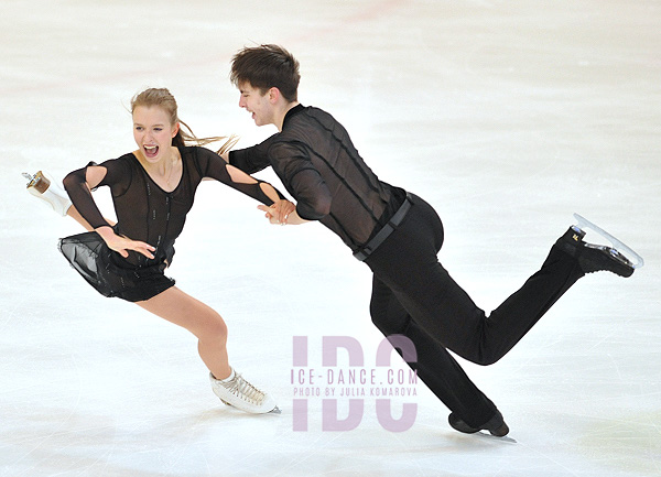 Arina Ushakova & Maxim Nekrasov