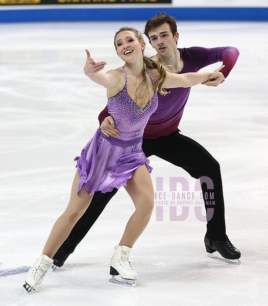 Eva Pate & Logan Bye