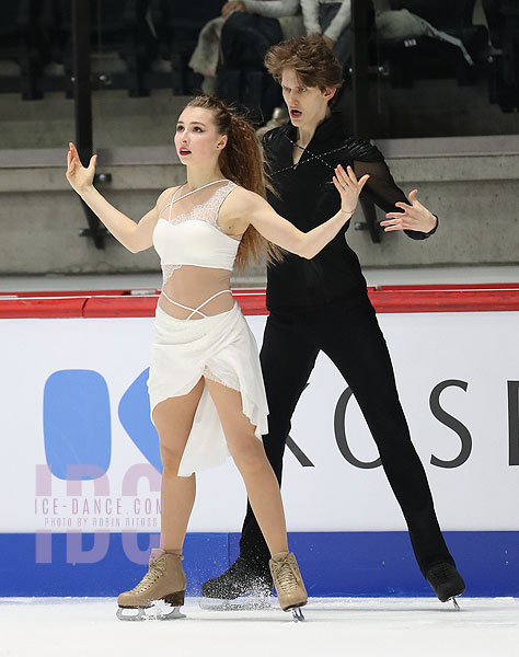 Maria Golubtsova & Kirill Belobrov  (UKR)