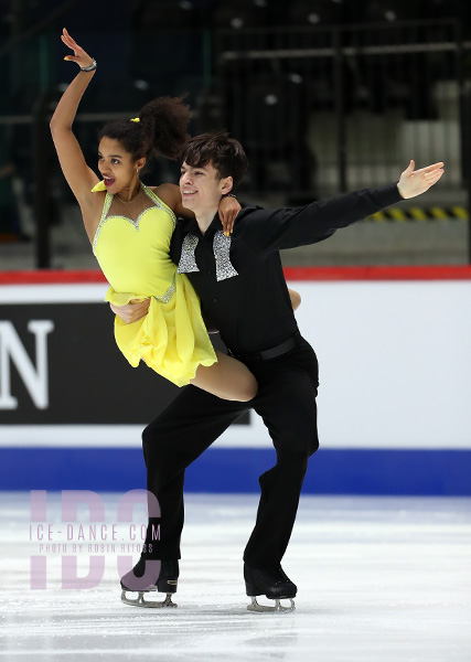 Sara Buch-Weeke & Nicolas Woodcock  (DEN)