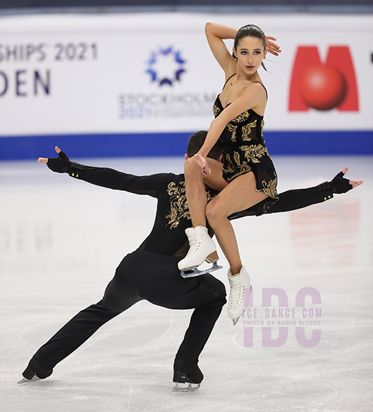 Lilah Fear & Lewis Gibson (GBR)