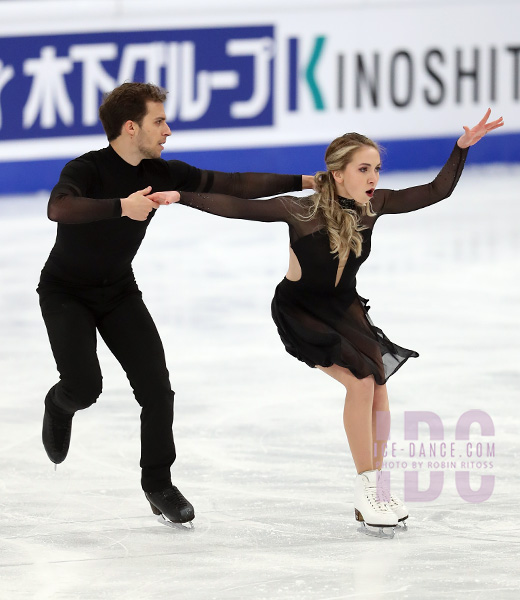Adelina Galyavieva & Louis Thauron (FRA)