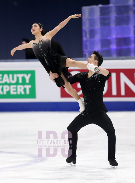 Shiyue Wang & Xinyu Liu (CHN)
