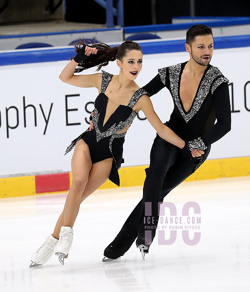 Lilah Fear & Lewis Gibson (GBR)