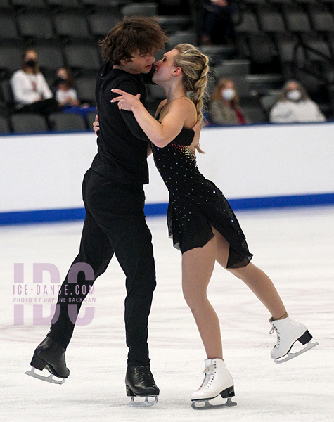 Eva Pate & Logan Bye (USA)