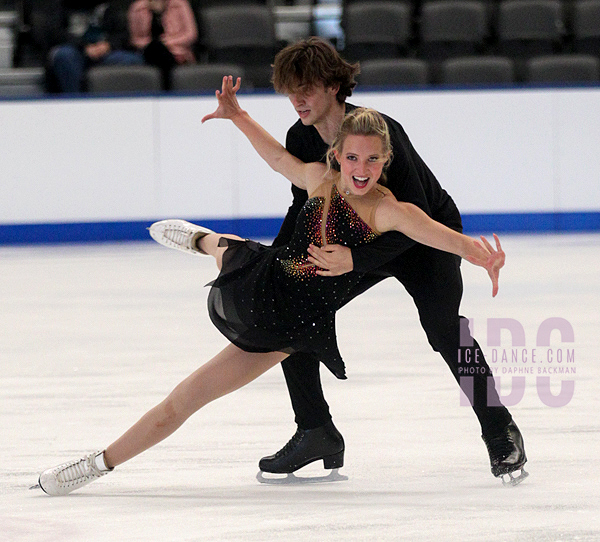 Eva Pate & Logan Bye (USA)