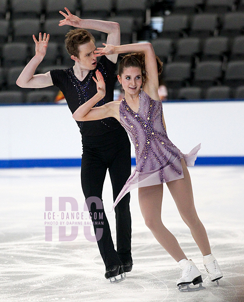 Klara Kowar & TJ Carey (USA)