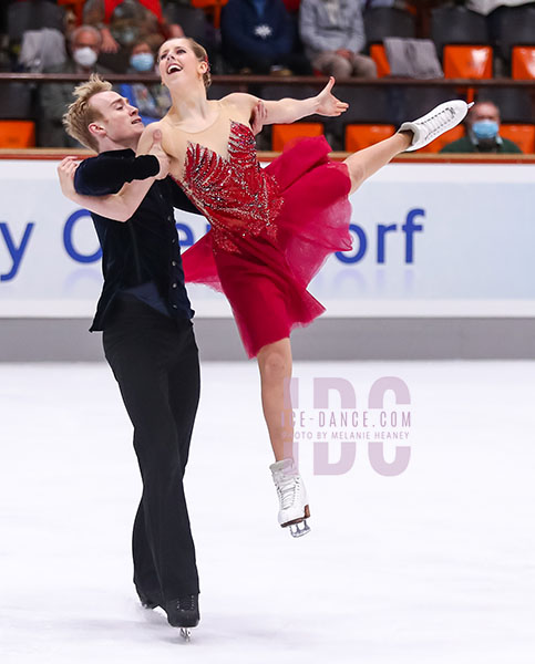 Sasha Fear & George Waddell (GBR)