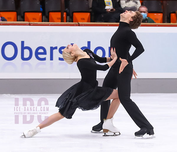 Anna Yanovskaya & Adam Lukacs (HUN)
