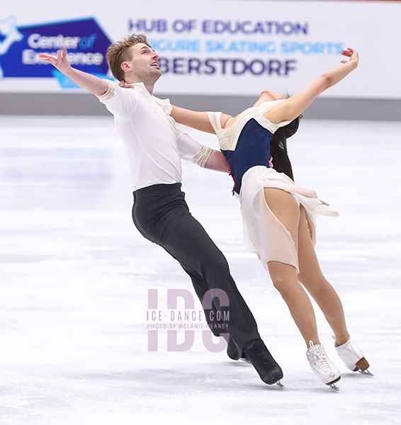 Yura Min & Daniel Eaton (KOR)