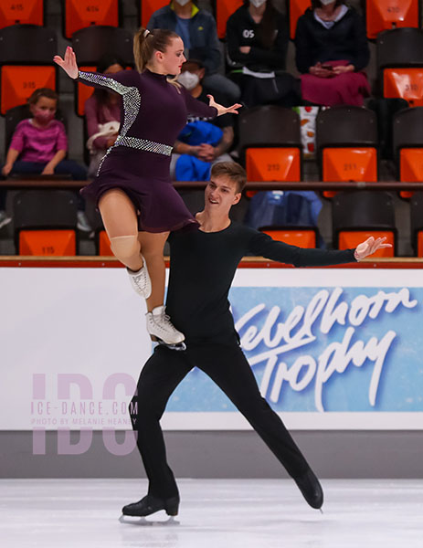 Maria Sofia Pucherova & Nikita Lysak (SVK)